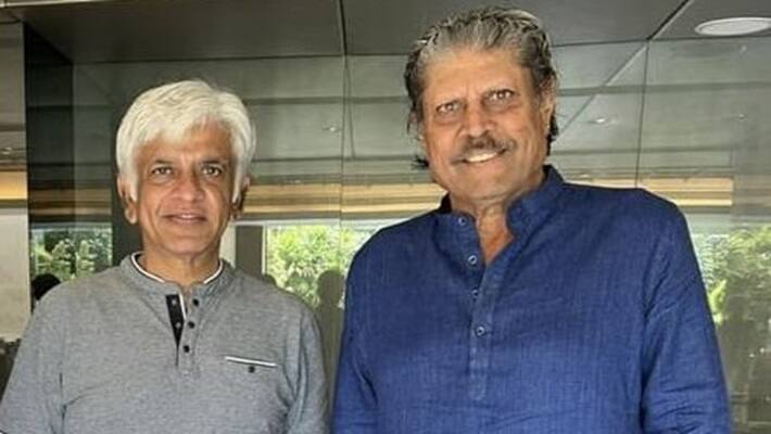 Arjuna Ranatunga With Kapil Dev