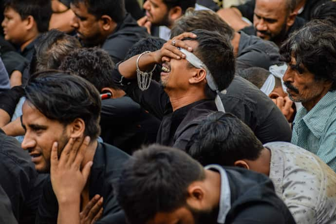 Muharram Procession in Kolkata Police Deployed for Security bsm