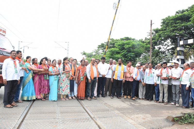 Tumkur  Approval for 5 railway flyover works snr