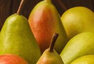 Top 5 reasons to eat pears this monsoon for better health iwh