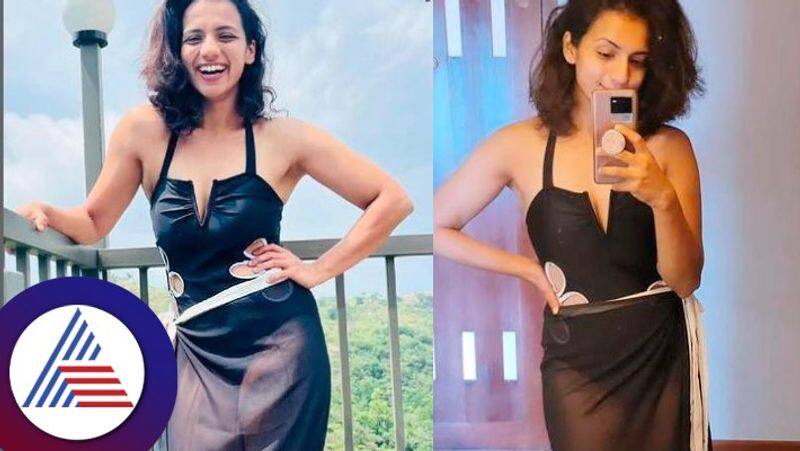 Kannada actress Sruthi hariharan flaunts black outfit during vacation vcs