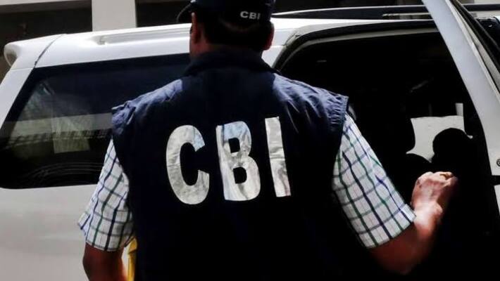 CBI team found nearly two and a half crore rupees from the house of a senior engineer of Delhi PCB