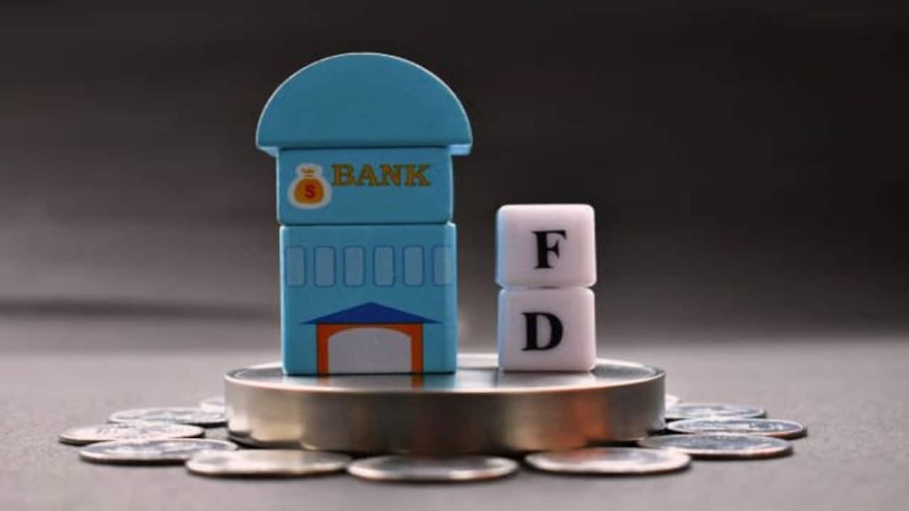 पत्नी के नाम पर FD: फायदे इतने कि जानकर उड़ जाएंगे होश, ये स्कीम आपको चौंका देगी