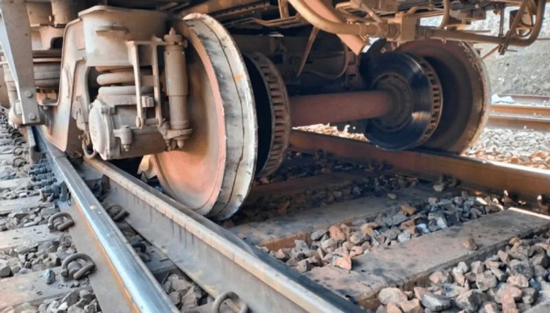 trains derailed in Madhya Pradesh and Uttar Pradesh there were no casualties in either place