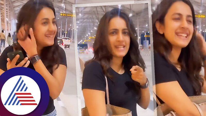 Telugu actress Niharika konidela forgets her flight booking date and packs a month before vcs