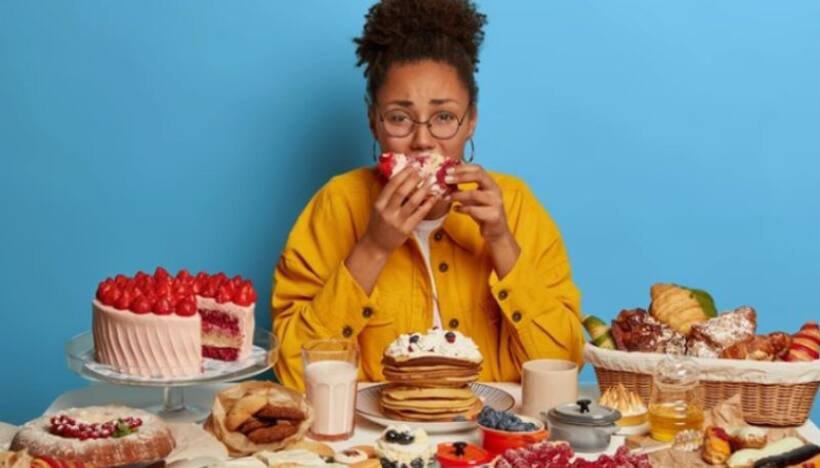 Tragic Death: Woman Dies Live Streaming After 10 Hour Eating Marathon