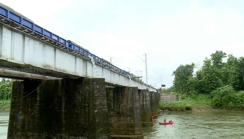 Chalakkudi river escape all accused arrested