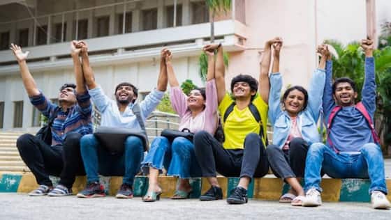 വിദേശത്ത് പഠനവും ജോലിയും: മികച്ച 10 രാജ്യങ്ങൾ!