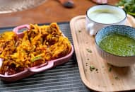 Monsoon Special Easy green chutney recipe to enjoy with pakoras iwh