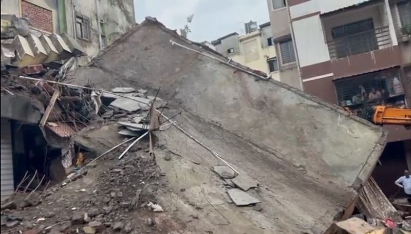 Maharashtra Three-storey building collapses in Navi Mumbai's Shahbaz village; 2 rescued, 2 feared trapped AJR