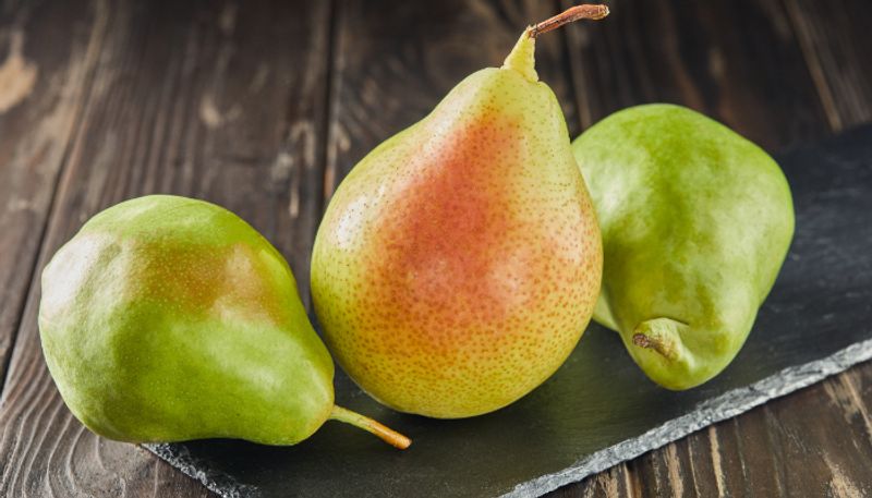 Health benefits of consuming pears in monsoon