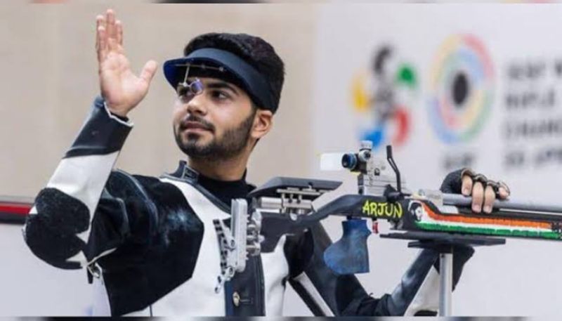 Indian Shooter Arjun Babuta Finished 4th Place with 208.4 points in the Mens 10m Air Rifle Event at Paris Olympics 2024 rsk