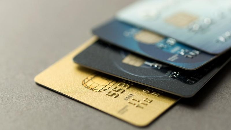 Fly in comfort: Top 5 credit cards in India for lounge access gcw