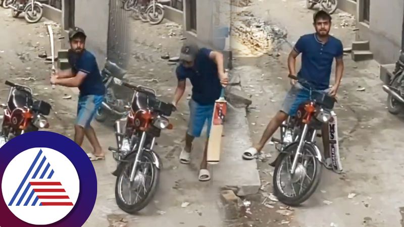 Young man try to stole bike with cricket bating pose Crime foiled by cctv ckm