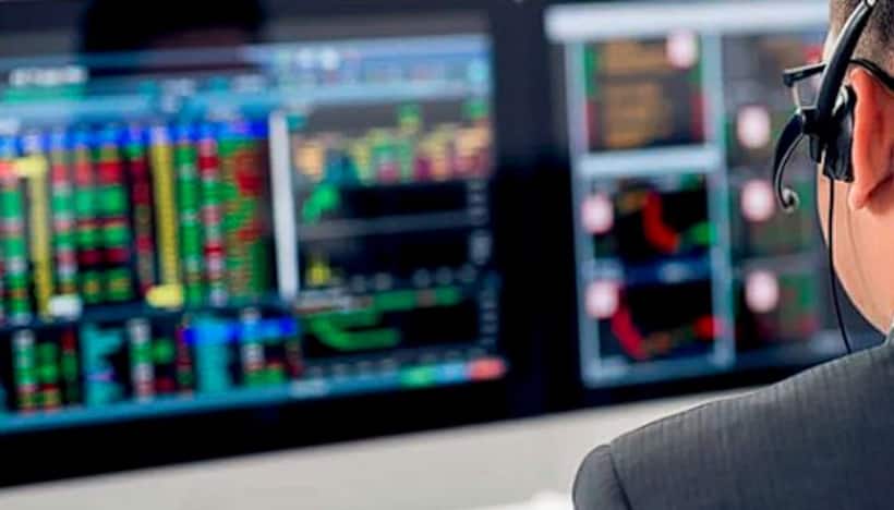 Navigating Volatile Markets: Expert Strategies for Successful Equity Trading