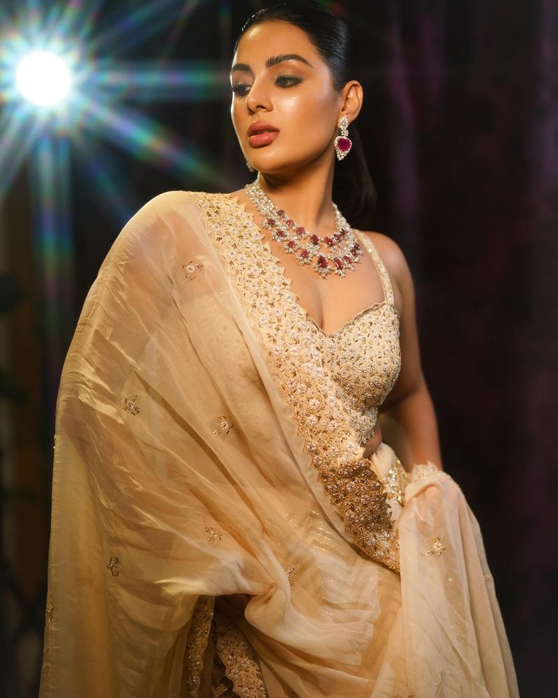 Actress Samyuktha Actress Samyuktha