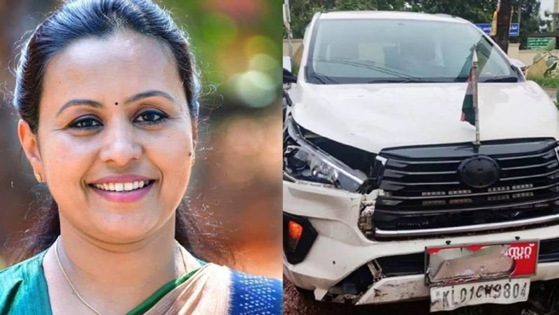 Wayanad landslides... Kerala Health Minister Veena George  Car accident tvk