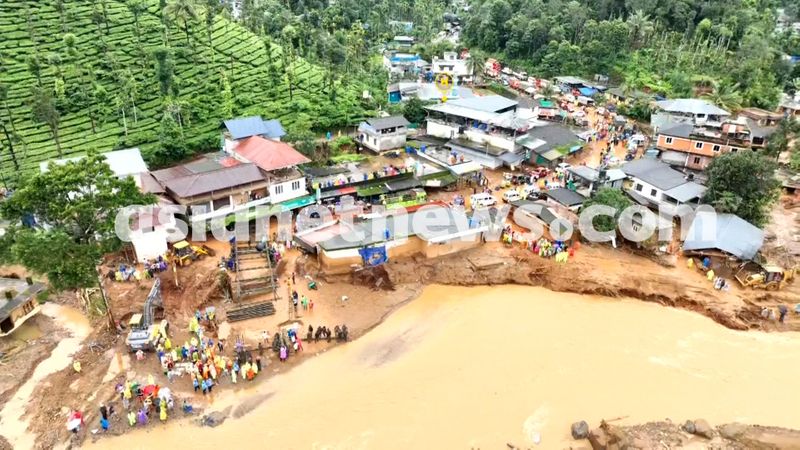 district collector directs to make way for vehicles carrying materials for construction of bridge in Wayanad