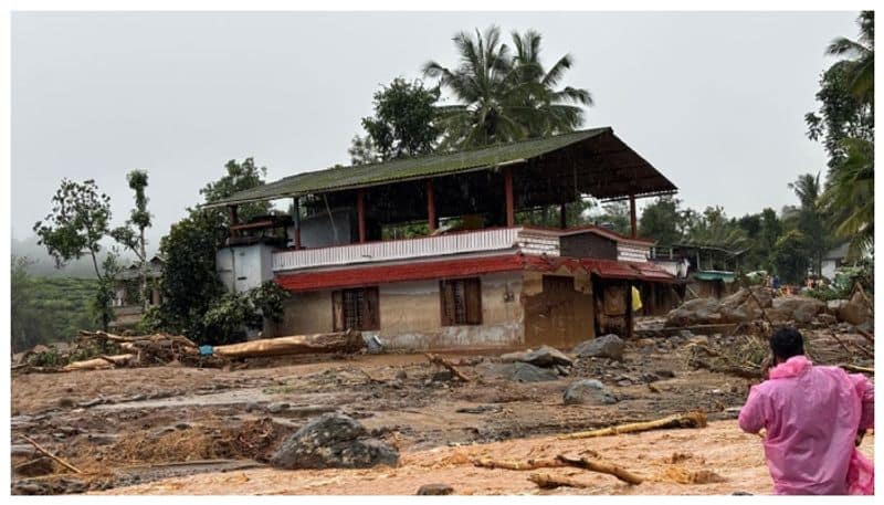 People do not come to the disaster zone! - Kerala Police warns against 'dark tourism'!dee