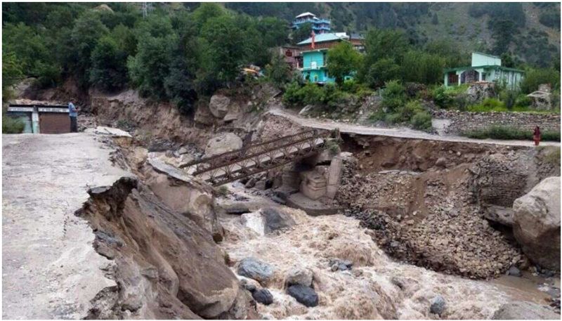 Death toll climbs to 33 as heavy rains devastate Uttarakhand, Himachal; Army joins rescue efforts (WATCH) AJR