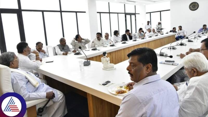 CM Siddaramaiah Prosecution Notice