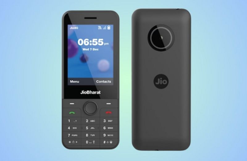 JioBharat J1 4G is available on Amazon India at Rs 1799 with with pre installed Jio apps