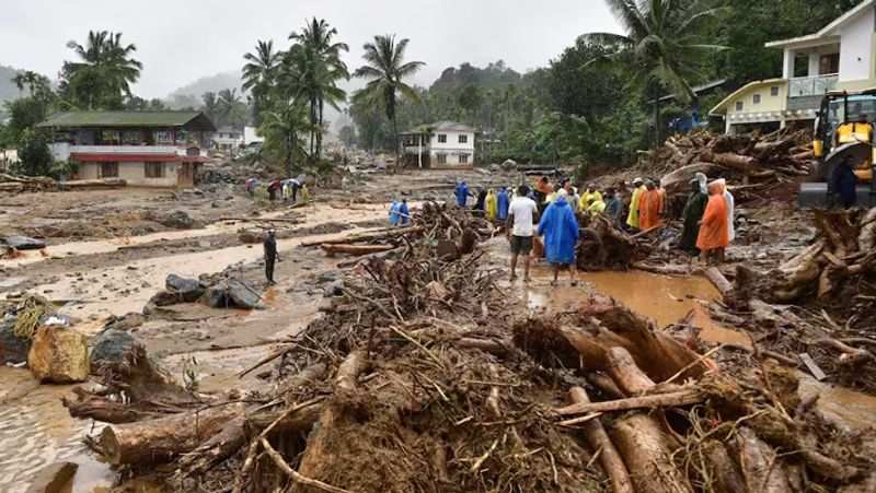  Wayanad landslide: Indian Army finds 4 people alive during rescue operations august 2 2024 anr