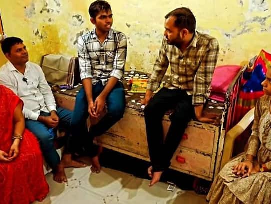 IIT Success Story mumbai slum abhishek sujit sharma