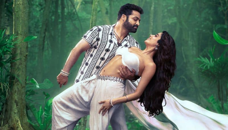 devara second song date and telugu rights sale huge price ? arj 