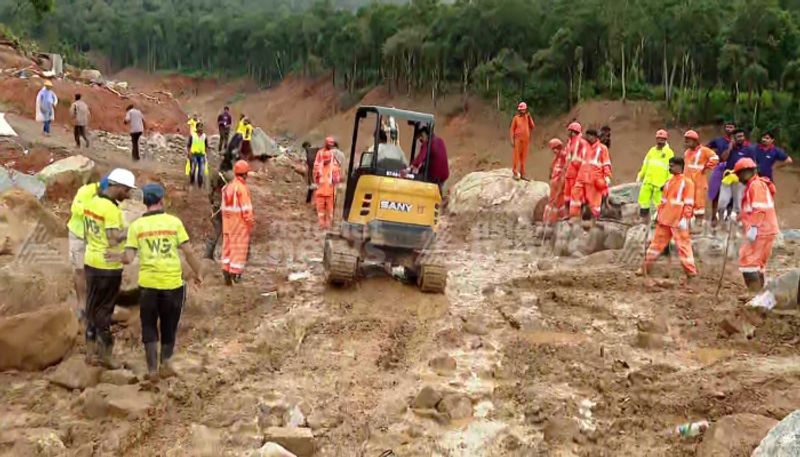 Wayanad landslide Death toll rises to 358 New township for flood victims cm Pinarayi vijayan akb