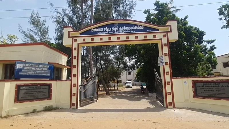 8 girl students missing at government orphanage home in nagapattinam vel