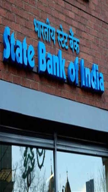 <p>रिजर्व बैंक ऑफ इंडियान की गाइडलाइन का पालन करते हुए PNB ने अपने कस्टमर्स से सुचारू कामकाज सुनिश्चित करने के लिए 12 अगस्त तक KYC अपडेट कराने को कहा है।</p>
