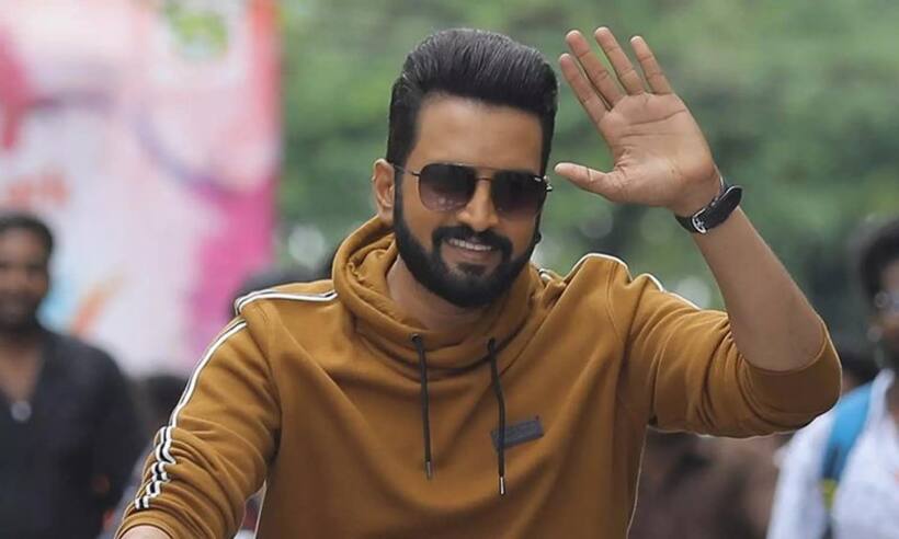శ్రీవారి వివాదంలో నటుడు సంతానం, రోడ్డుపై ప్రతి కుక్కకి సమాధానం చెప్పను అంటూ ఫైర్‌ 