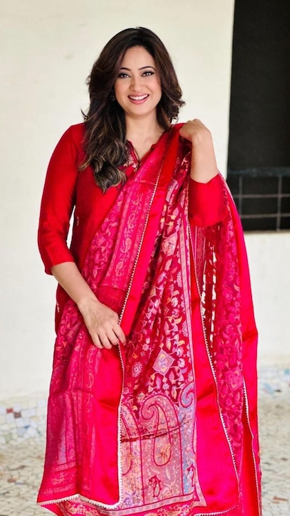 फटी रह जाएंगी ननद की आंखे,हरियाली तीज पर पहनें Shweta Tiwari से सूट