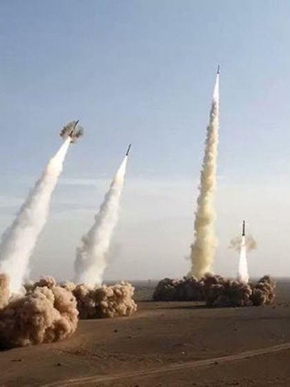 Who is more powerful: Israel or Iran?