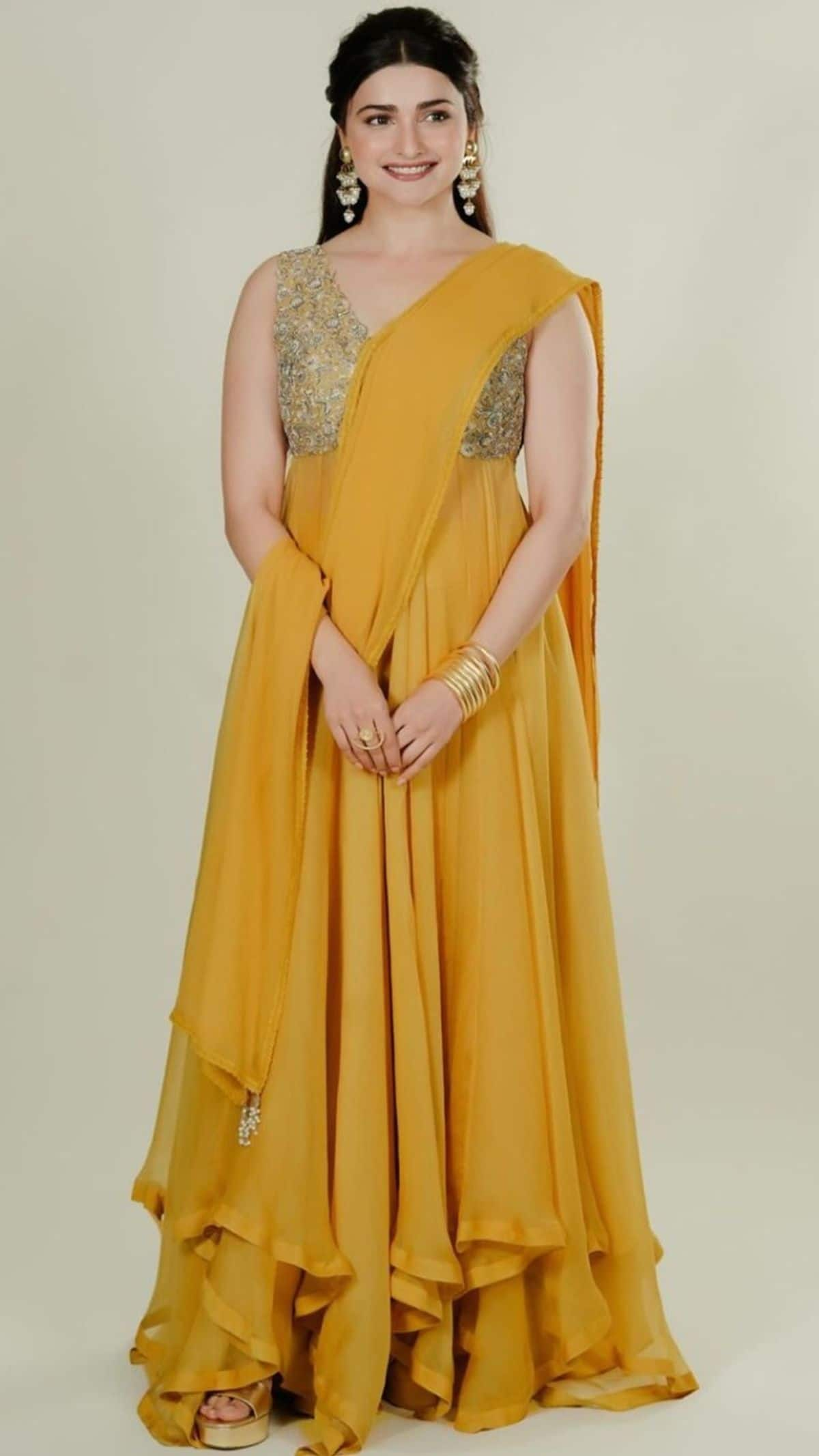 prachi desai saree suit design latest for hariyali teej 2024