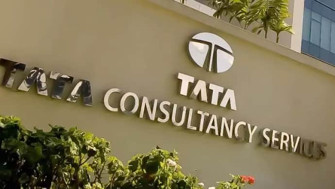 Ratan Tata's TCS loses