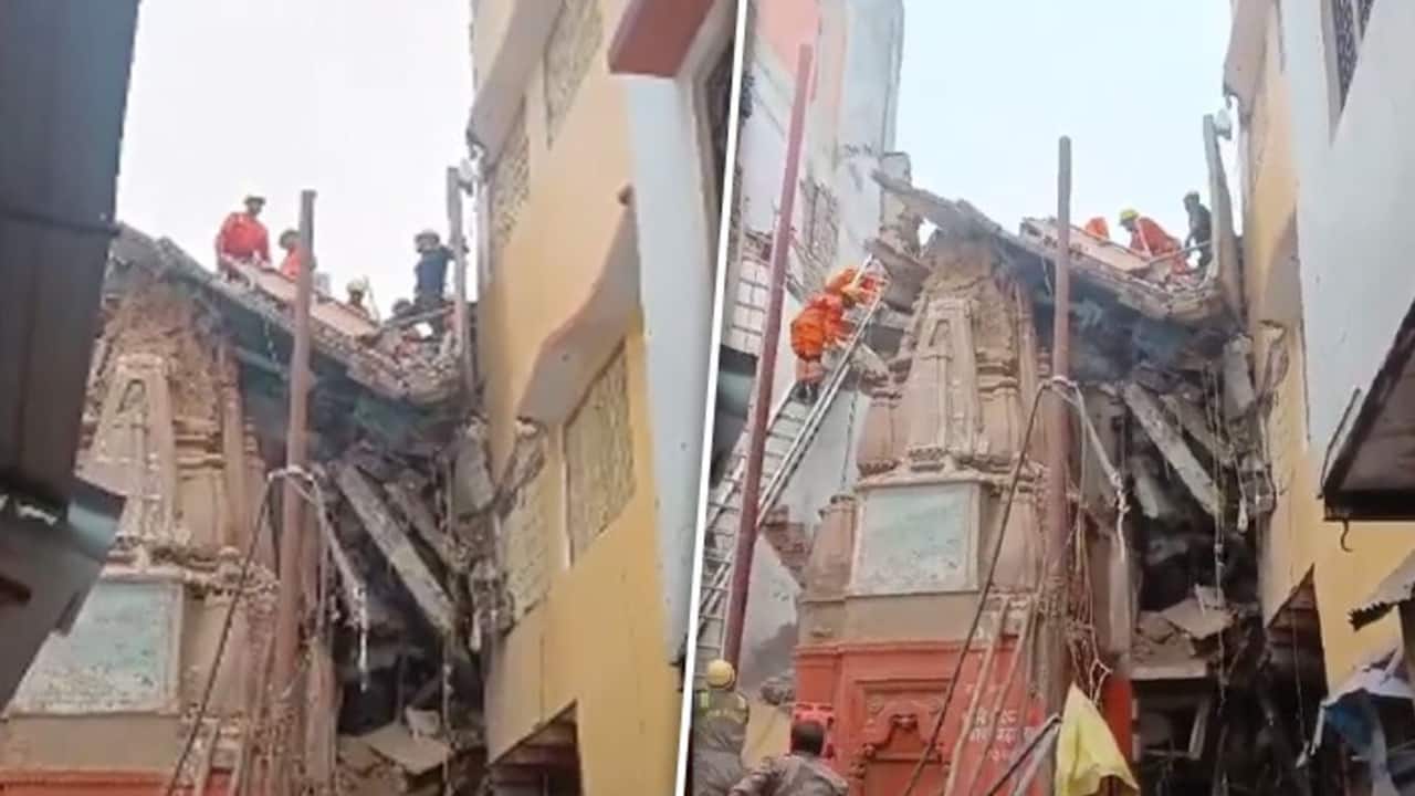 Two houses collapse in Kashi Vishwanath Temple yellow zone, 1 dead, several rescued (WATCH)
