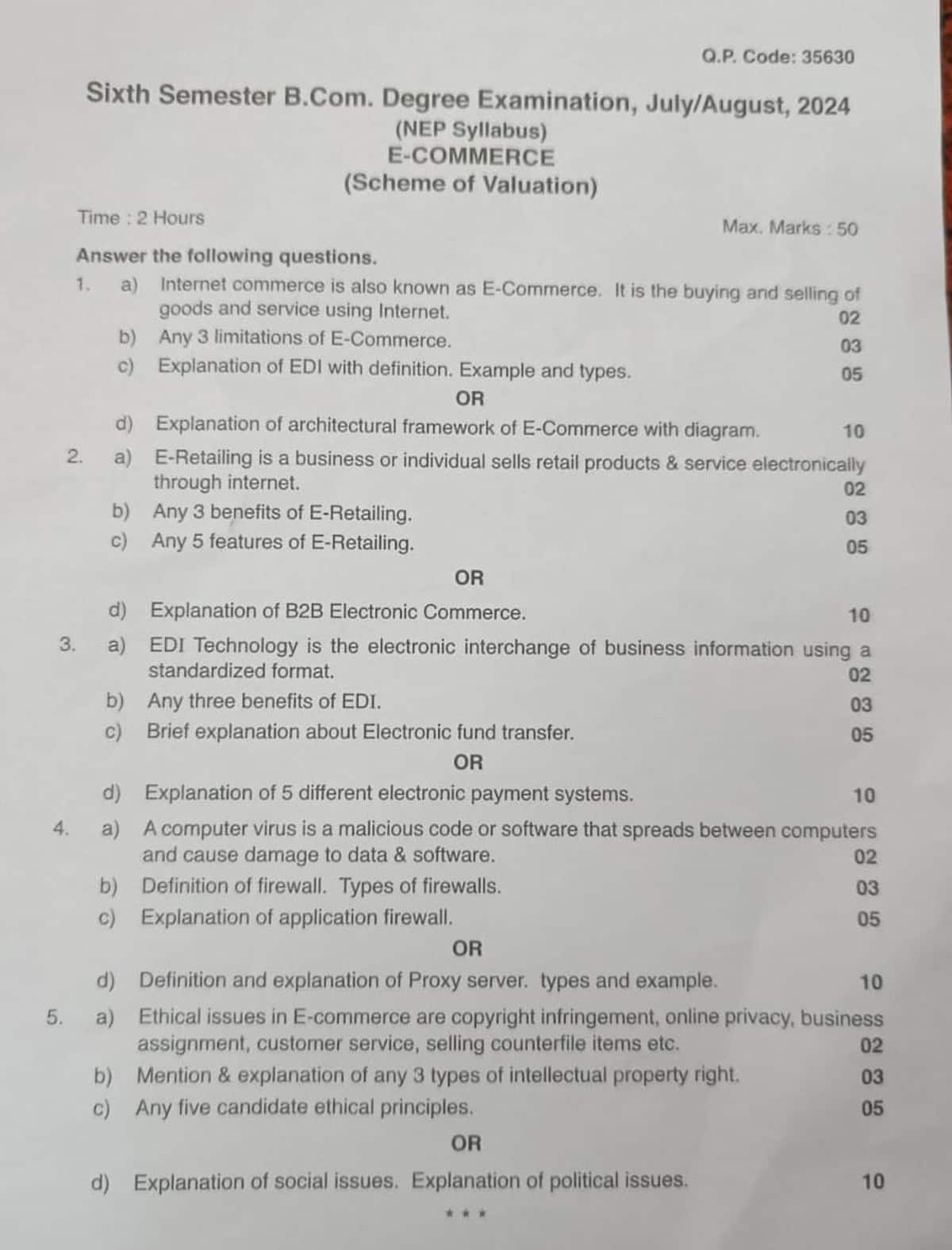 Davanagere VV BCom degree exam get Big mistake examiner given model answer sheet to students sat