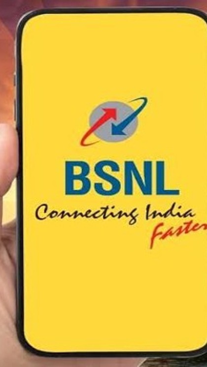<p>देश की एकमात्र सरकारी कंपनी BSNL आज भी अपने सस्ते रिचार्ज प्लान के लिए जाना जाता है। BSNLअपने यूजर्स को कई प्राइस रेंज के प्लान उपलब्ध कराता है, जो अलग-अलग फायदों के साथ आते हैं। </p>

<p> </p>

