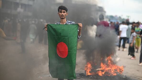 Bangladesh protest continue 20 leaders of Awami League died bsm