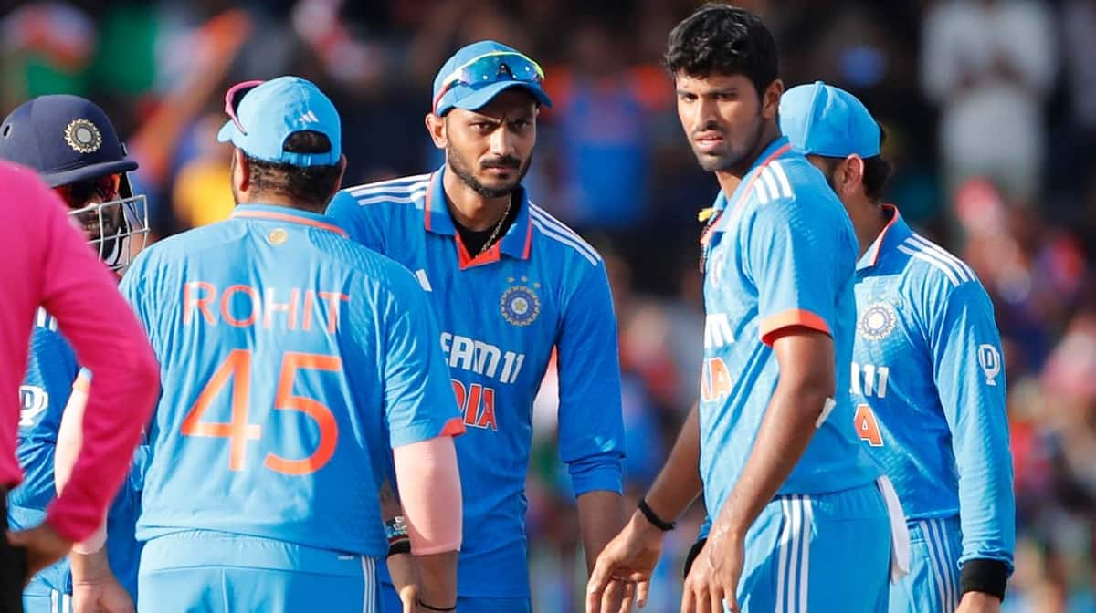 Sri Lanka gives a big shock to India Team India lost the series after a crushing defeat in the third ODI , IND vs SL RMA