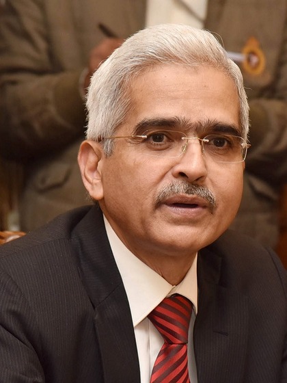 <p>उन्होंने दिल्ली के सेंट स्टीफंस कॉलेज से इतिहास में ग्रेजुएशन और पोस्ट ग्रेजुएशन किया है।  </p>
