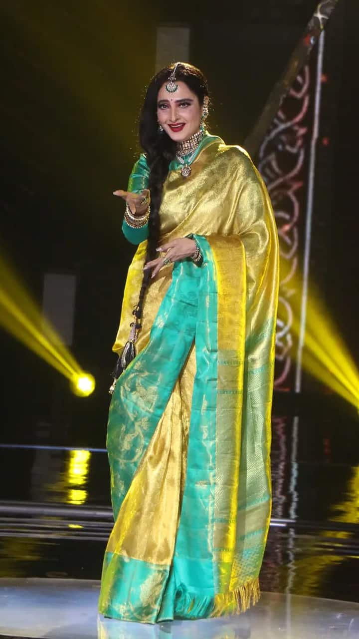 rekha looks gorgeous in handloom tissue saree and kanjivaram san