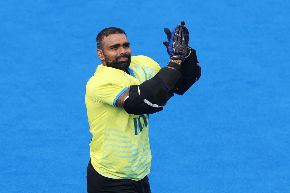 neeraj agrees sreejesh will carry the olympic flag