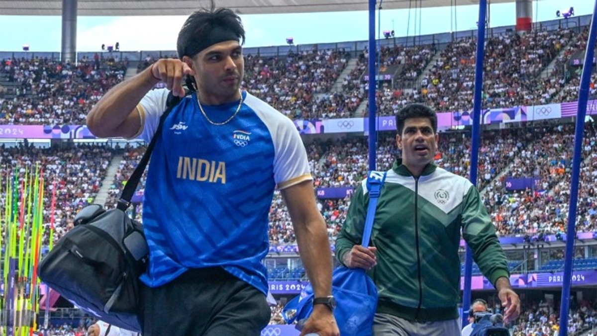 How Neeraj chopra helps Pakistan Arshad nadeem to win gold medal in Paris Olympics inspiring story ckm