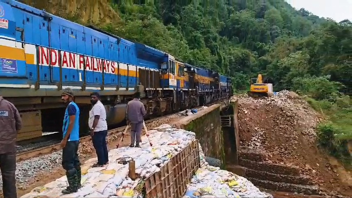 Bengaluru-Mangaluru train services resume after landslide on Sakleshpur-Subrahmanya Road Ghat section gow