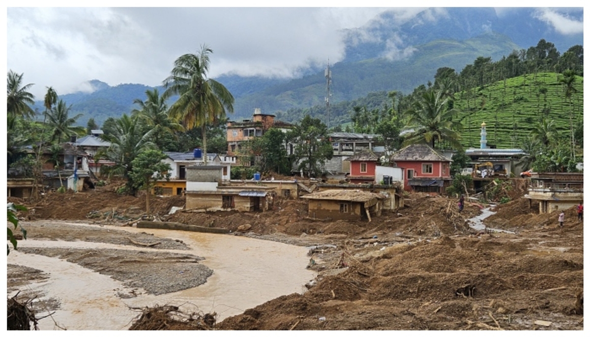 Protest at Mundakai Chooralamala to stop marking safe place near landslide area