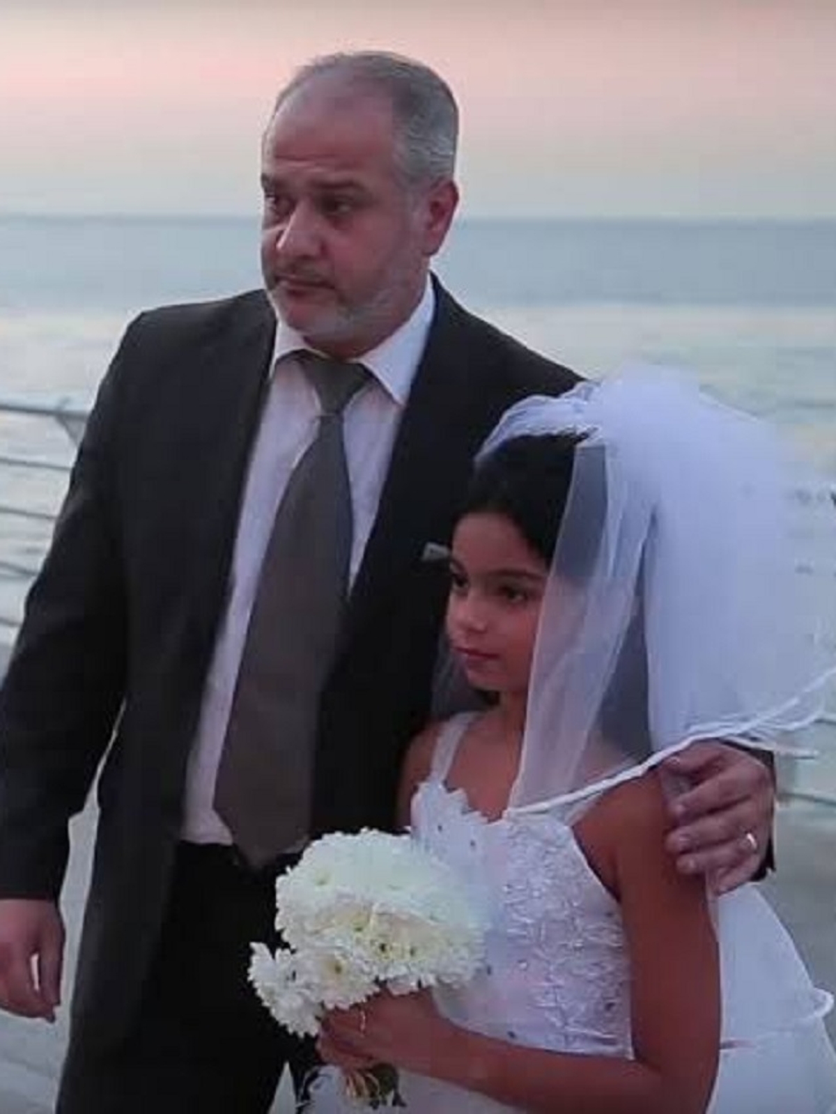 iraq parliament proposes child marriage bill to reduce marriage age for girls to nine years 