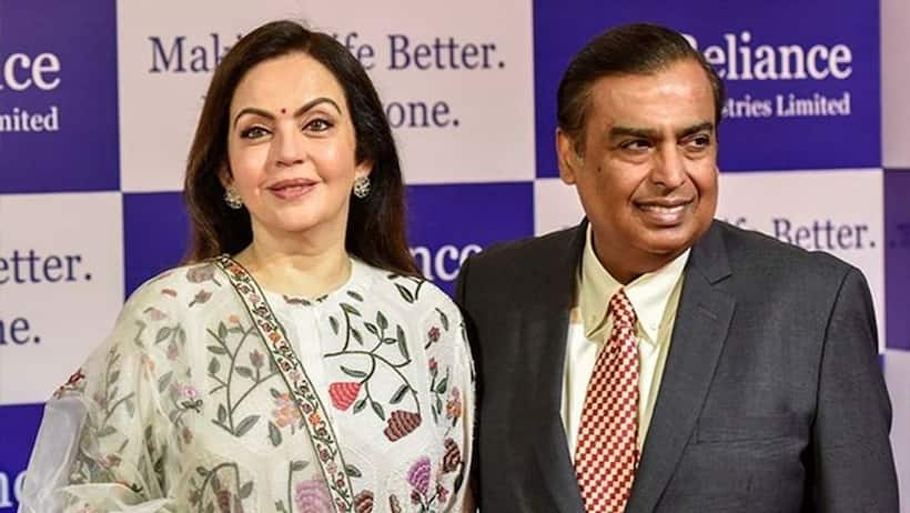 हिंडनबर्ग के खुलासे के बीच में मुकेश अंबानी की चर्चा, रिलायंस इंडस्ट्रीज ने की 42 हजार कर्मचारियों की छंटनी